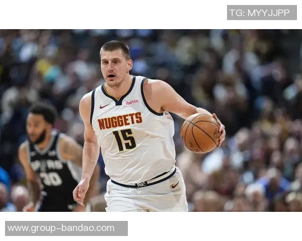 约基奇助攻如游戏般轻松生涯15助攻次数超其他中锋总和 约基奇助攻如游戏般轻松生涯15助攻次数超其他中锋总和