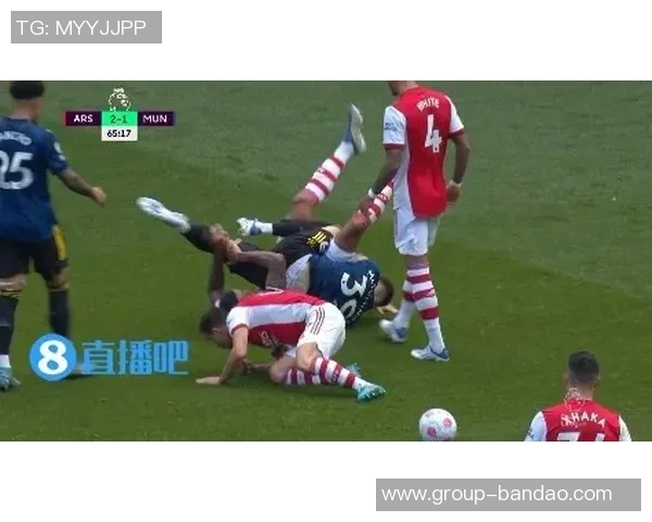 麦克托米奈倒钩进球壁画亮相苏格兰主场外展现英雄时刻的荣耀与激情