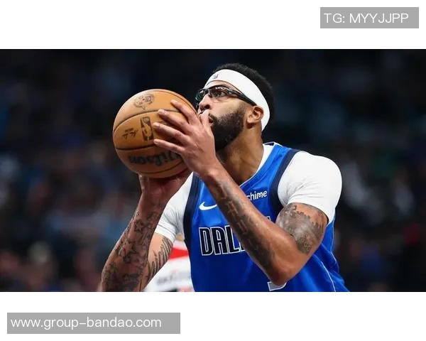 明日独行侠对阵步行者莱夫利加福德缺阵浓眉有望回归出战